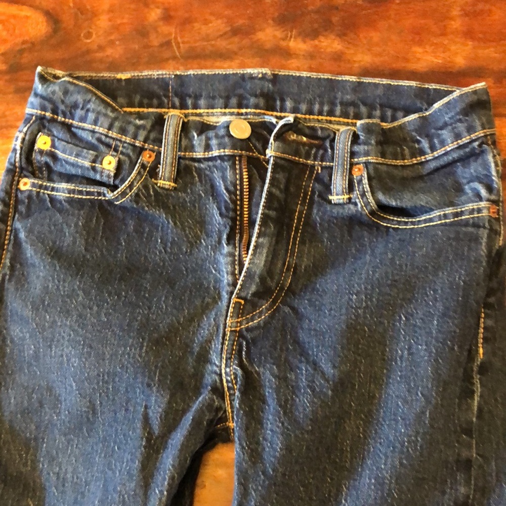 Levis - Picture 2 of 2